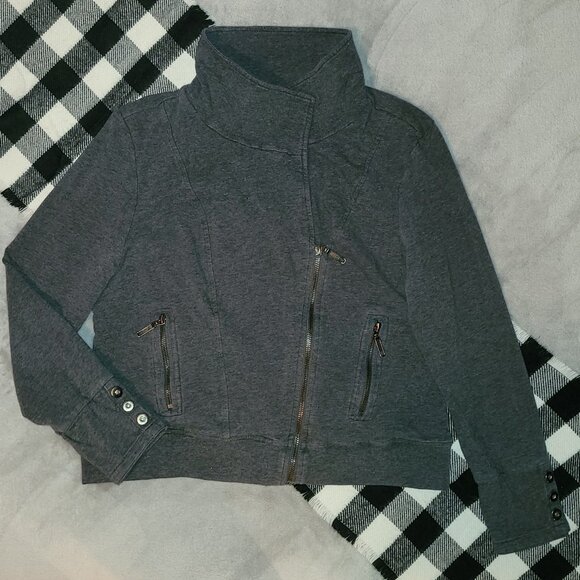 🌸M/L Women's Gray Jacket🌸 - Picture 1 of 4